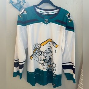 Anahiem ducks reverse retro jersey
